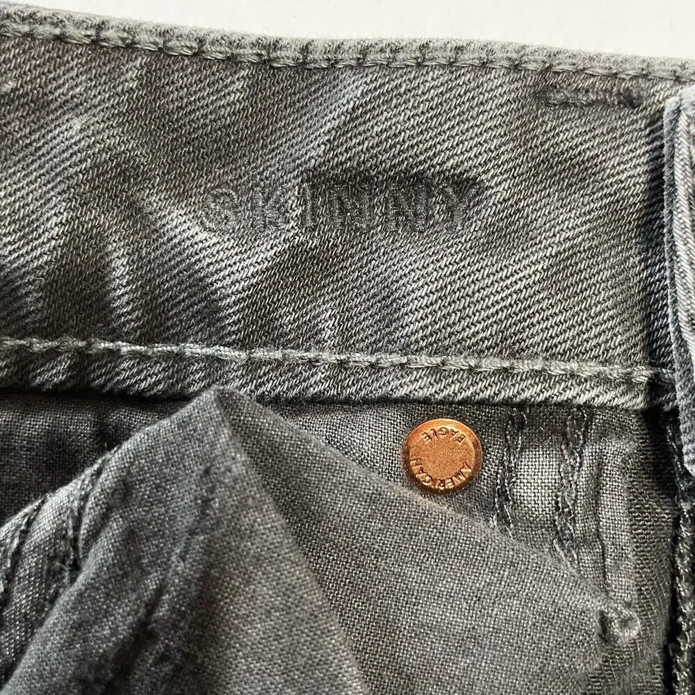 American Eagle Jeans 28x30 Black Denim SKINNY Distressed Airflex+ Stretch